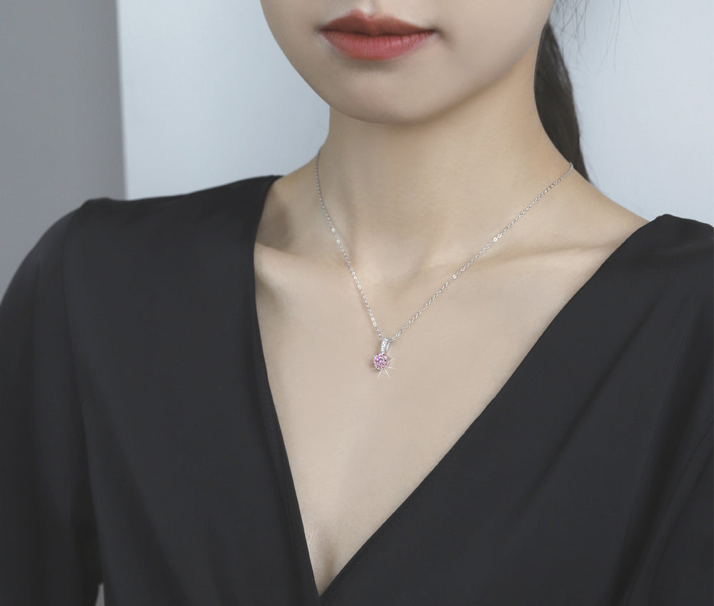 ピンクダイヤモンド の2.5倍の輝き Aj forever ピンクモアッサナイト １ct シルバー925 プチネックレス